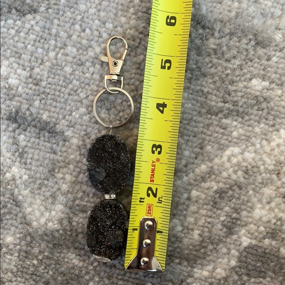 Black druzy keychain - Picture 6 of 6